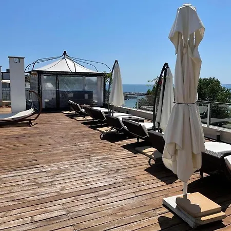 Deluxe Appartamento *